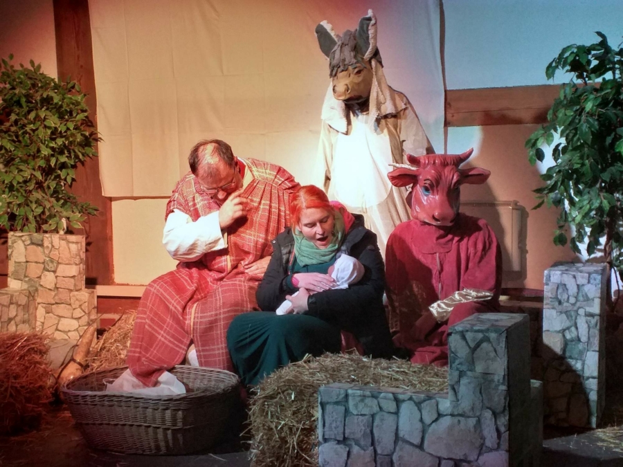 Szene im Stall zu Bethlehem