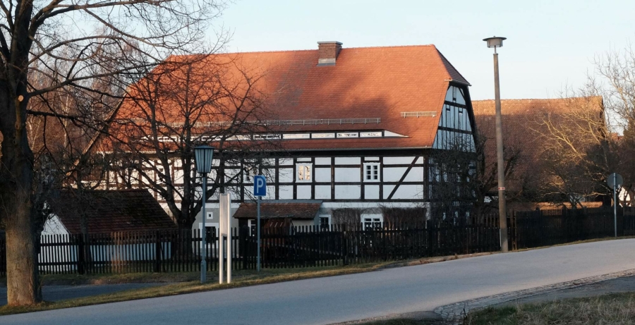 Noch erweckt das Dorfmuseum Markersdorf in diesen Februartagen den Eindruck winterlicher Ruhe