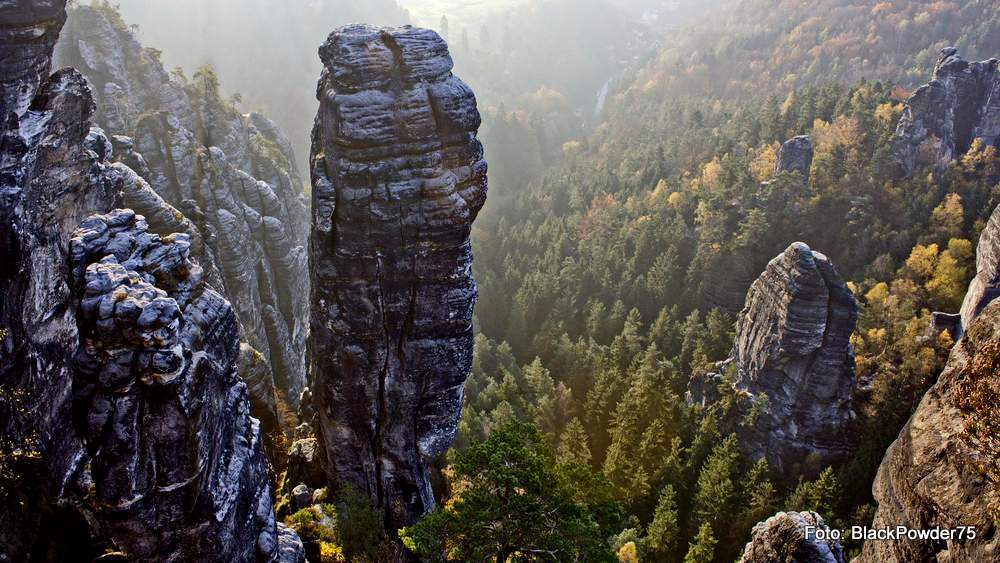 Die Sächsische Schweiz ist reizvoll nicht nur für Bergsteiger, sondern auch für Wanderer.